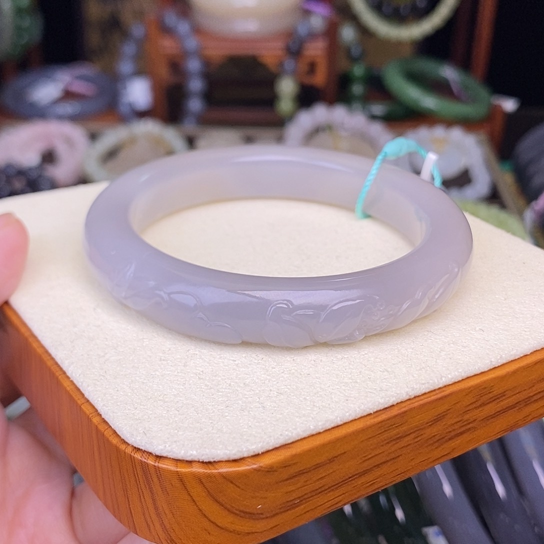 和田玉未镶嵌54.5新品福利价烟紫香芋紫莲花手镯