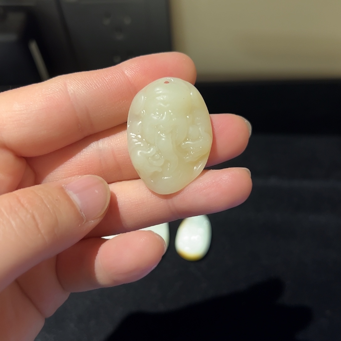 和田玉（糖玉）颈饰未镶嵌