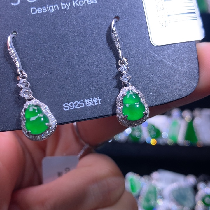 【闪购商品】颈饰银S925镶嵌翡翠天然翡翠