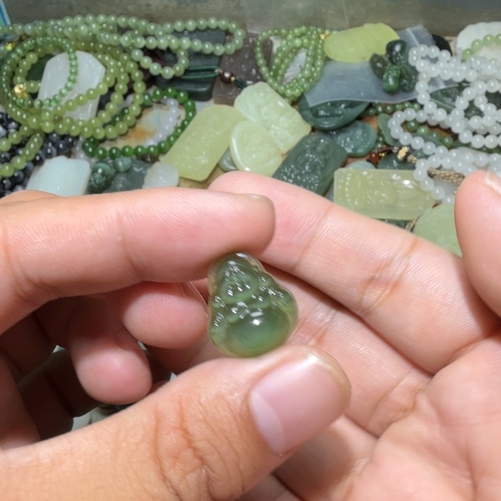 未镶嵌和田玉挂件