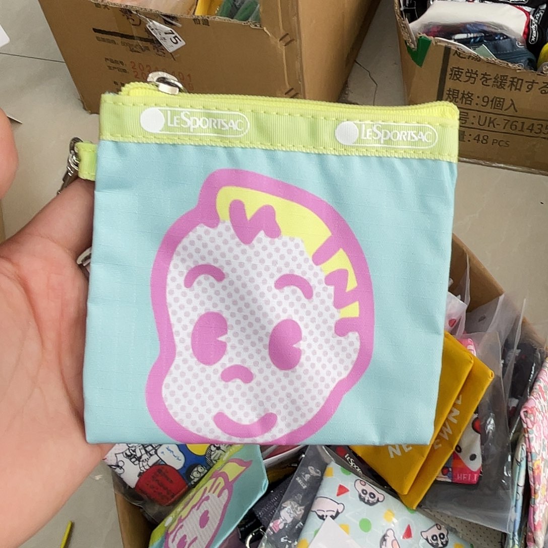 PU化妆包等产品和产品