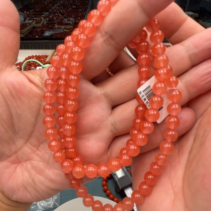 南红玛瑙颈饰未镶嵌