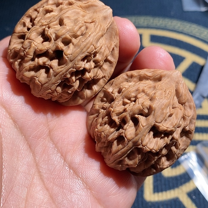 【闪购商品】文玩核桃吊坠龙门柱