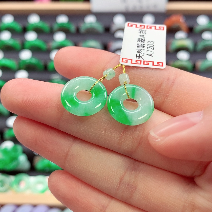 【闪购商品】未镶嵌戒指翡翠甜甜圈一对