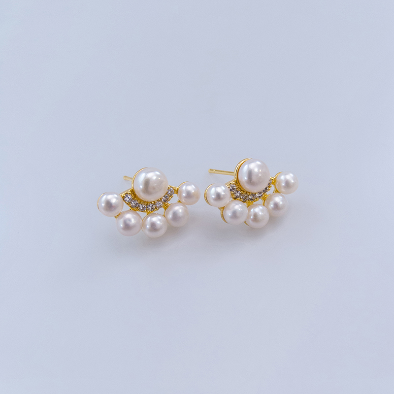 【觅野】天然淡水珍珠扇形耳钉 赵露思同款小香风耳饰 E045-1 F