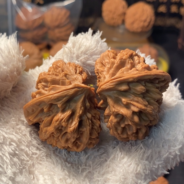 文玩核桃吊坠苹果半壁江山