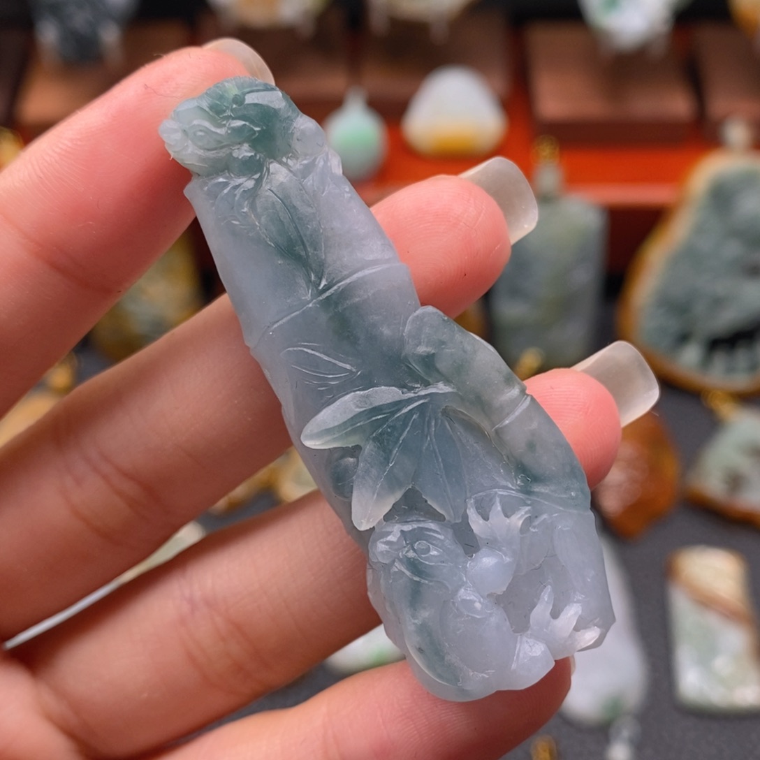 定制翡翠未镶嵌翡翠