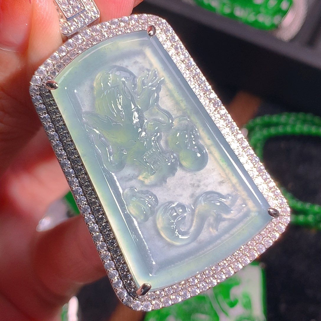 翡翠吊坠(不含链)未镶嵌