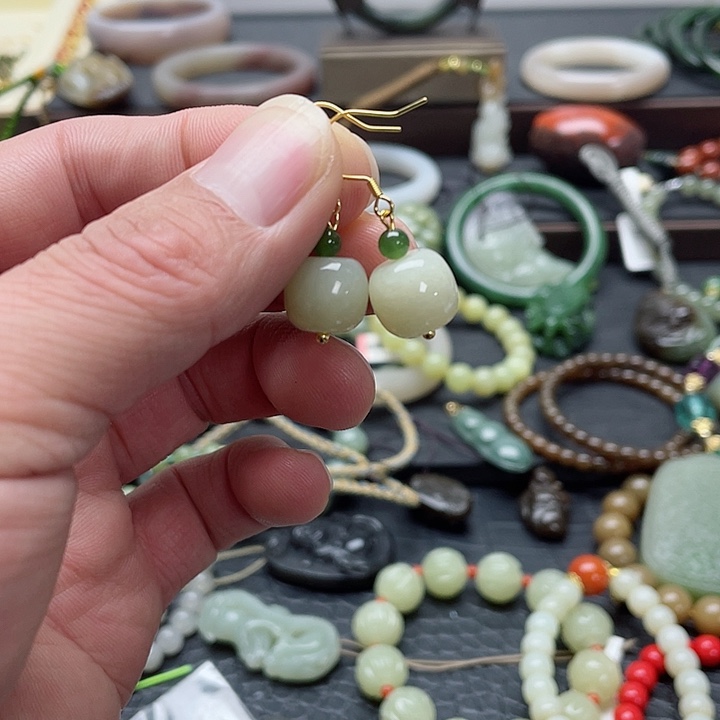 和田玉耳饰银S925镶嵌