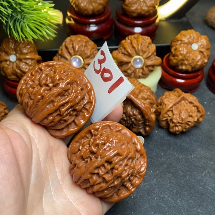 文玩核桃把件44楼呀301