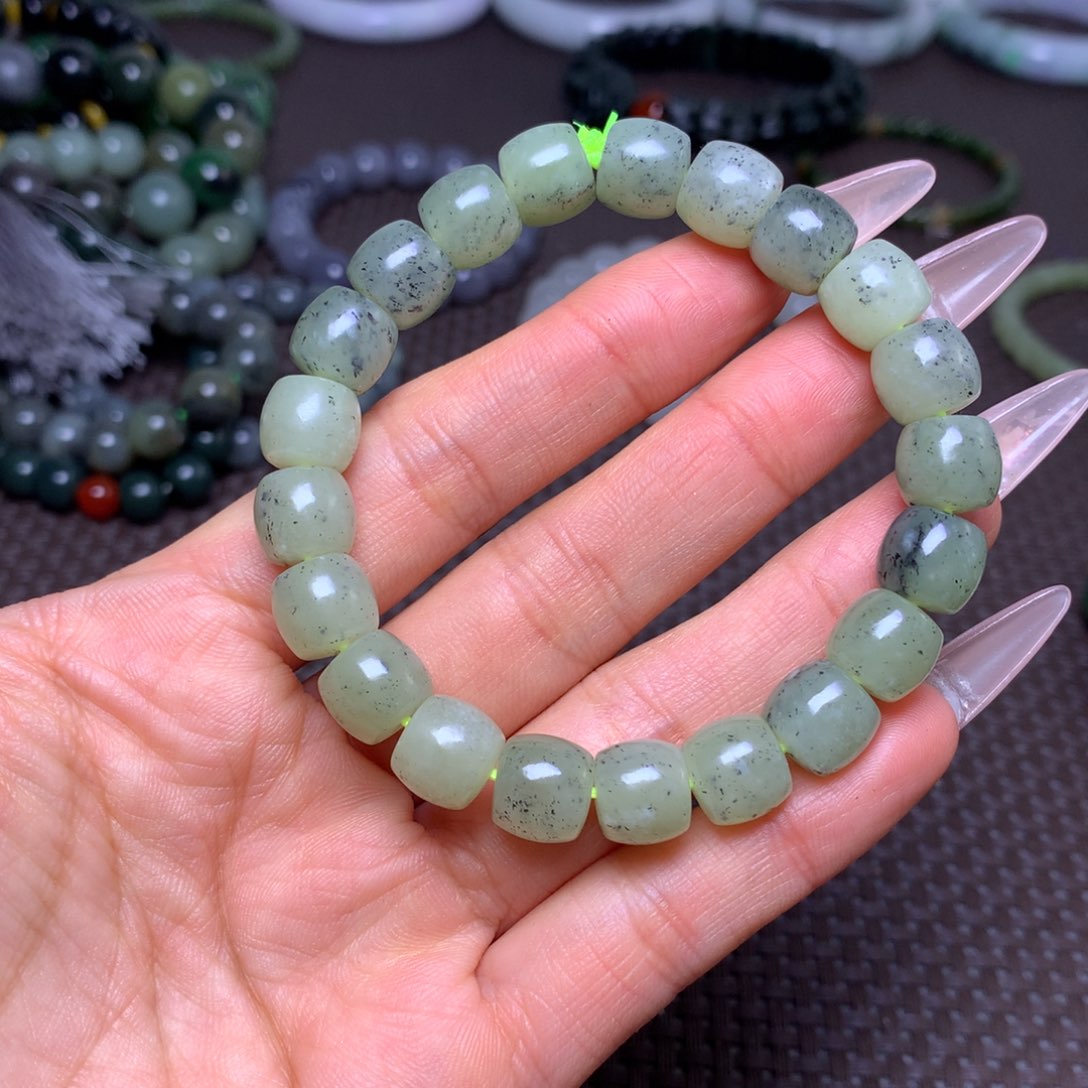 未镶嵌手串和田玉卡10