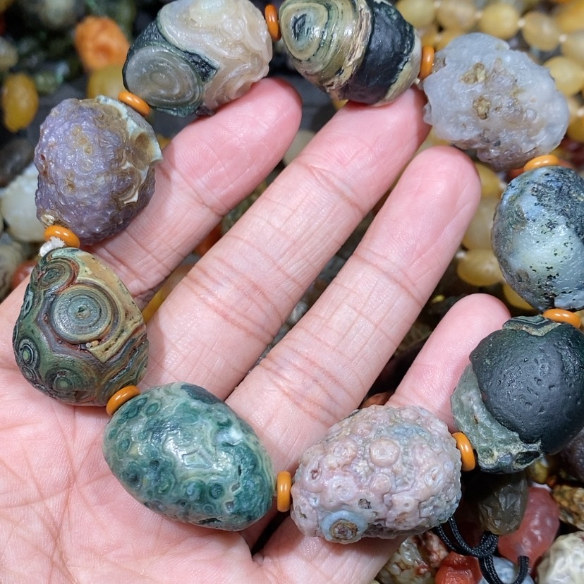 【闪购商品】玛瑙/玉髓珠宝奇石未镶嵌狗****狂