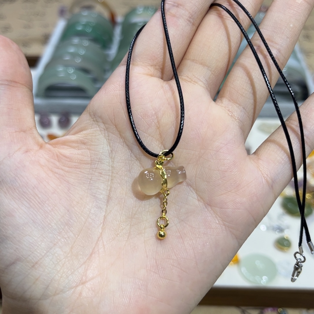 未镶嵌颈饰玛瑙/玉髓