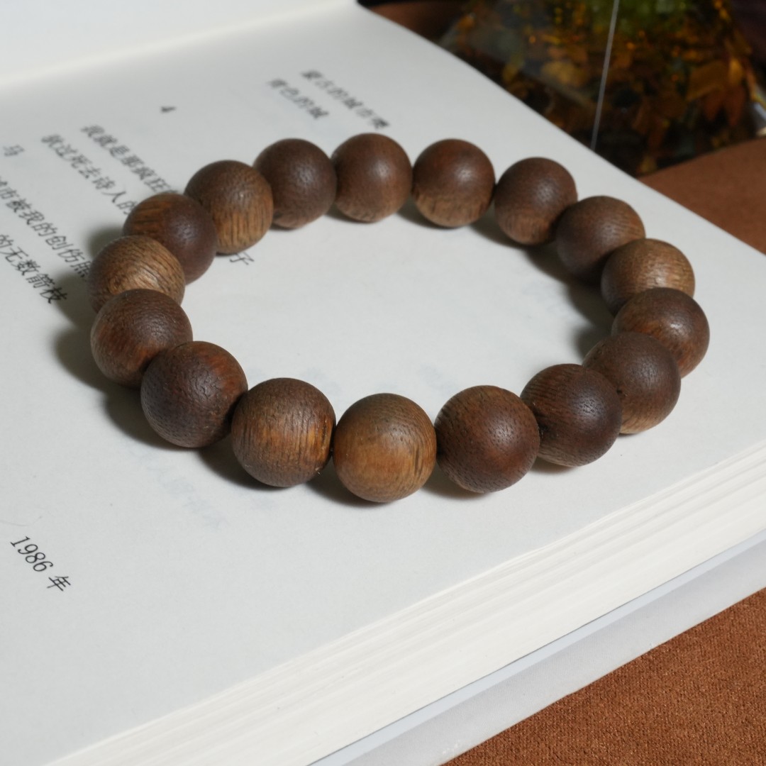 沉香H312 沉香未镶嵌 海南绿棋12m圆珠素圈