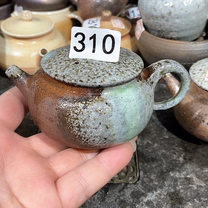 我们的确是一个人