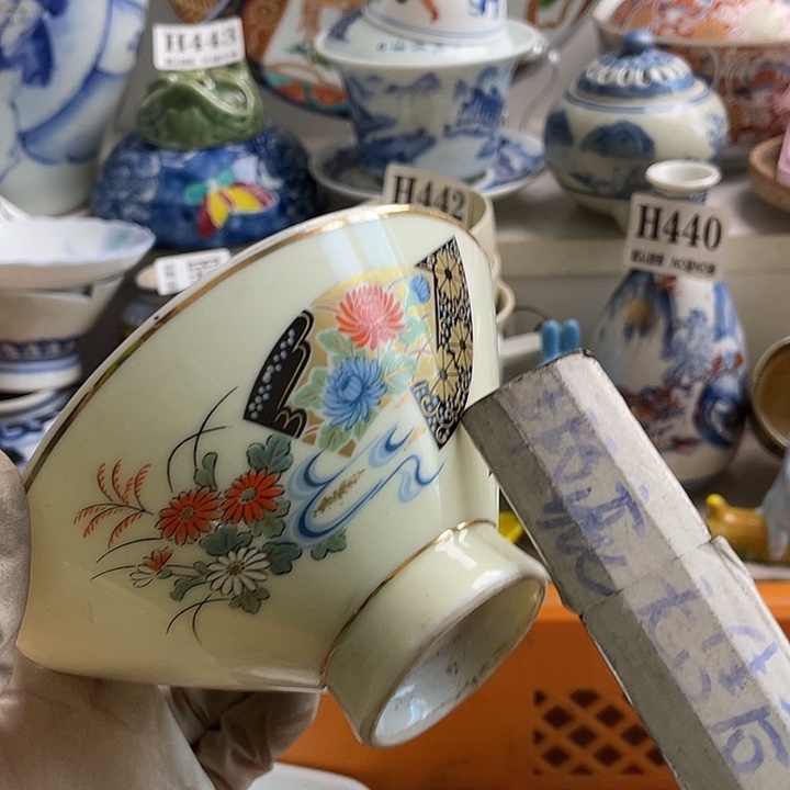 瓷片欢***活哈哈哈我是个好