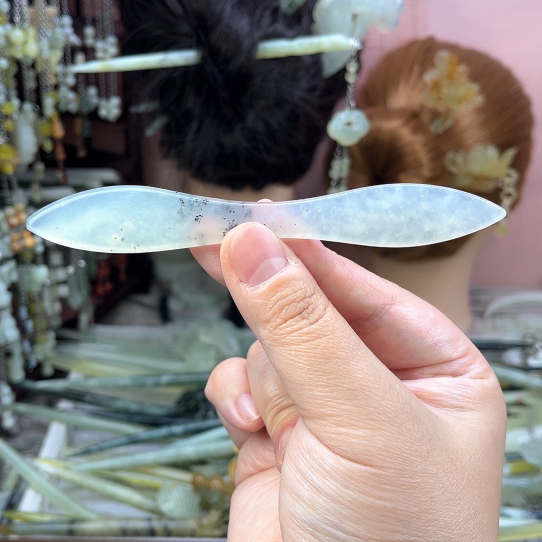蛇纹石玉发饰未镶嵌长度13厘米左右