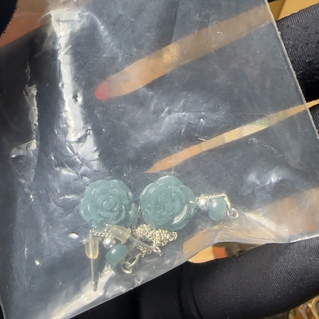 子**玉如图所示所拍即所得