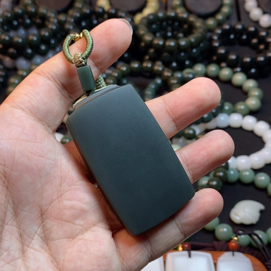 和田玉手串未镶嵌佛**赵