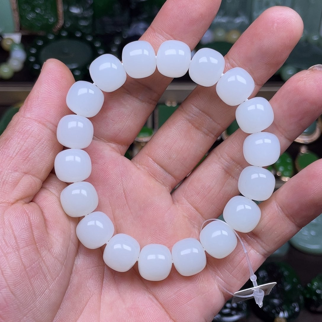 和田玉未镶嵌手串白玉俄料