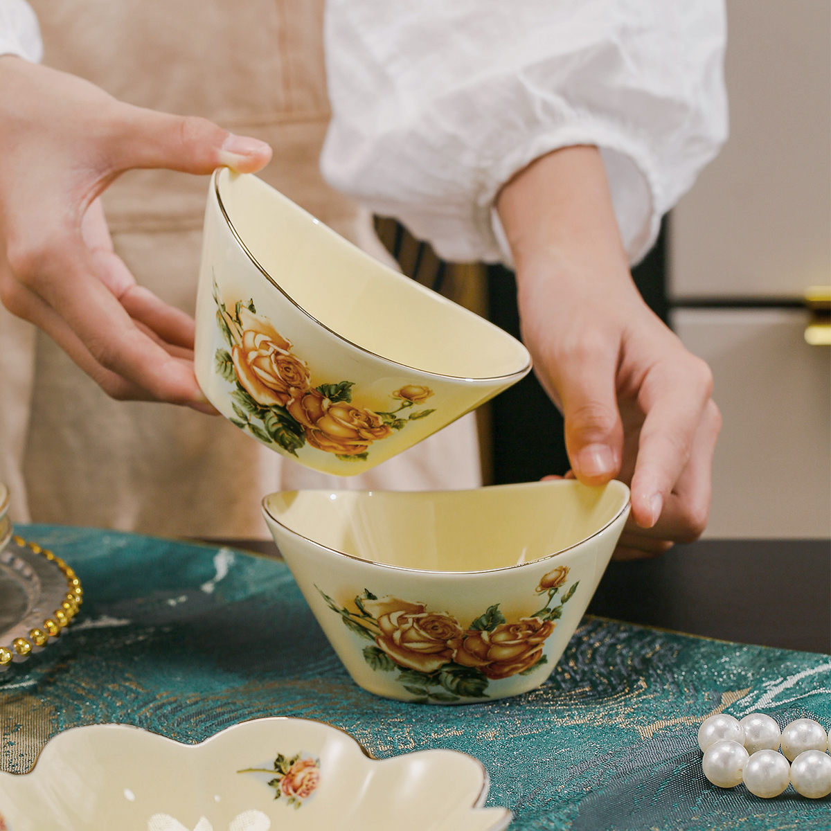 M03风轻奢家用4.5英寸陶瓷碗休闲风欧式碗碟韩式骨瓷碗两个装