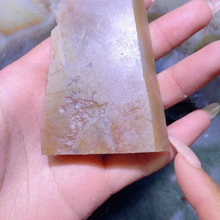 和田玉未镶嵌珠宝半成品