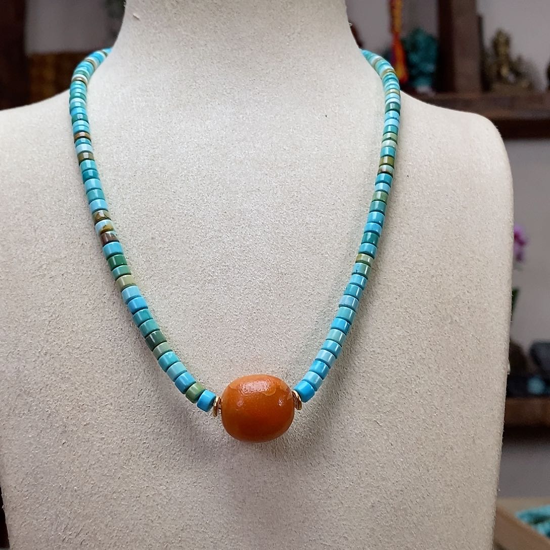 18K金镶嵌绿松石珠宝奇石