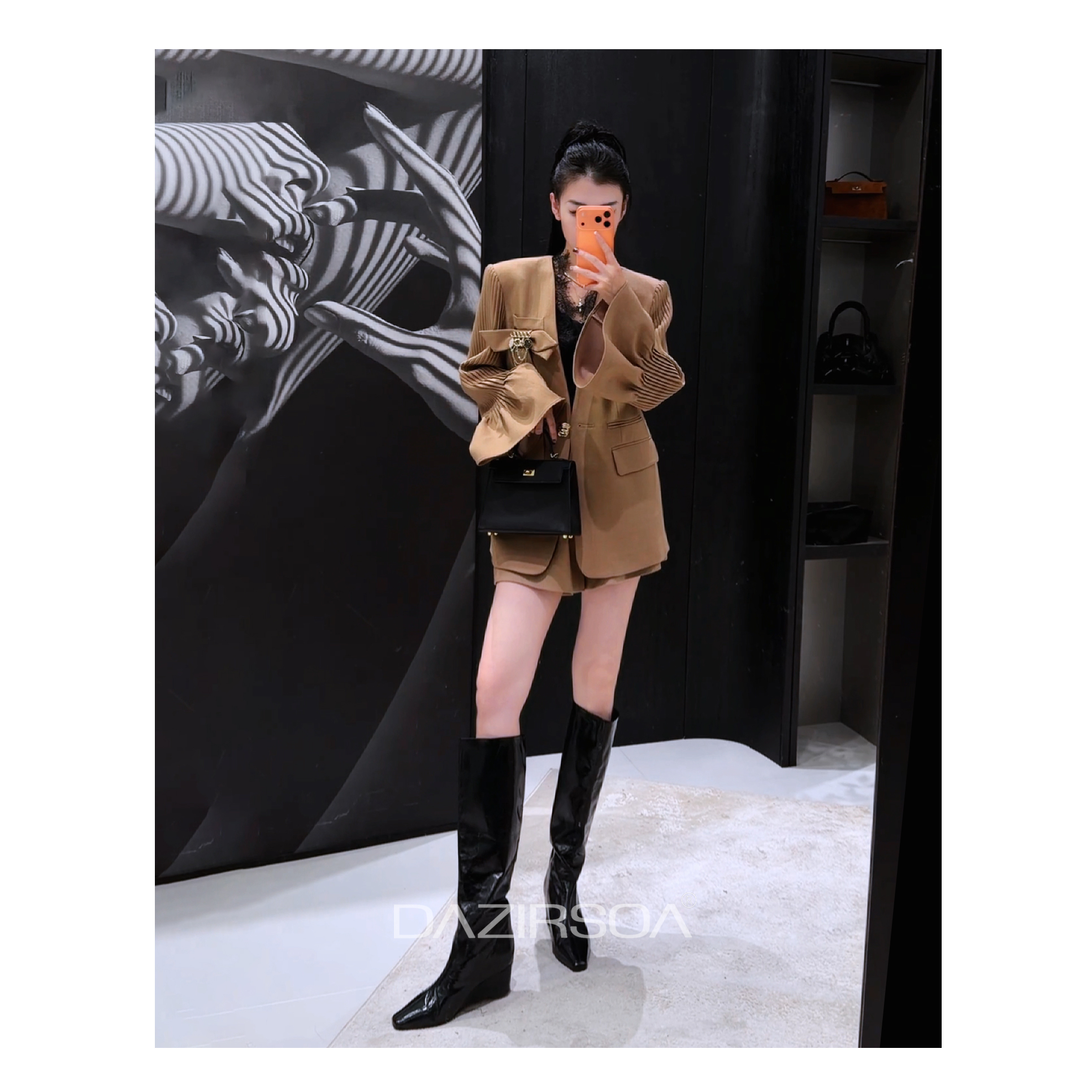 “米兰时装”时尚百搭复古压褶喇叭袖西装外套 AB500