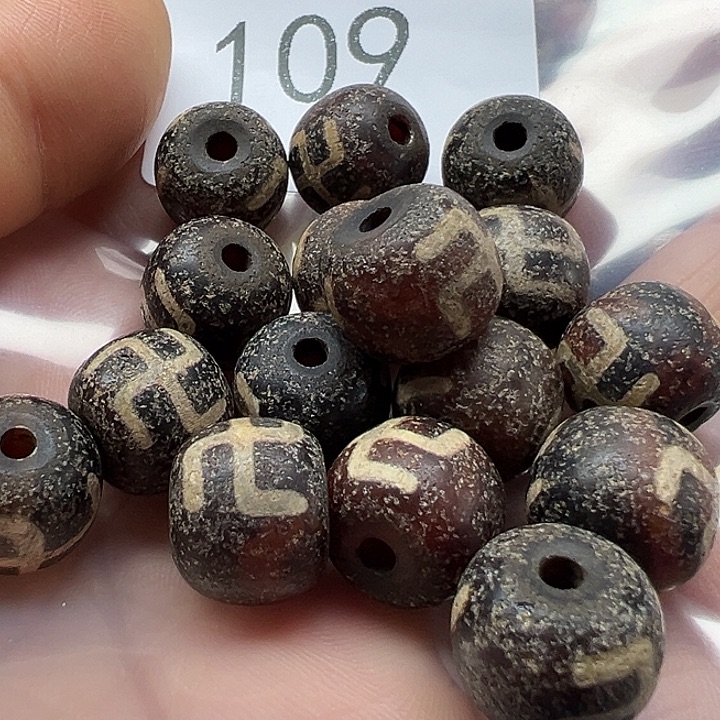 军***哥玛瑙/玉髓未镶嵌手链