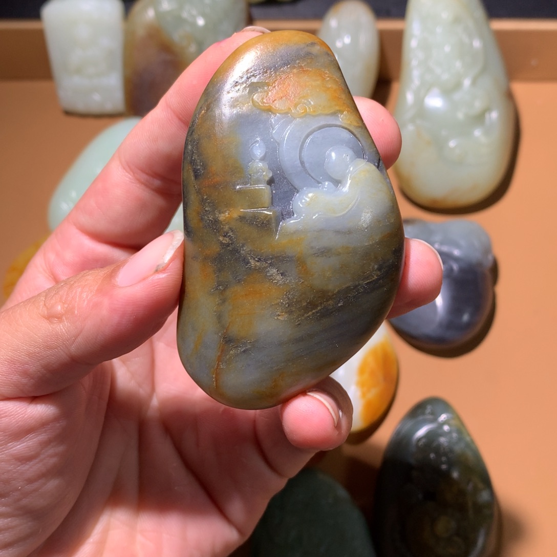 和田玉（糖玉）未镶嵌挂件