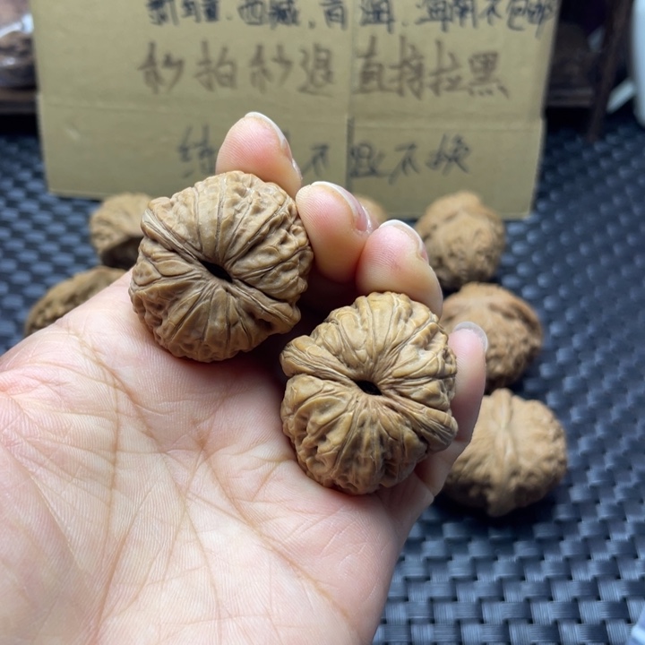 村***爷吊坠文玩核桃元宝