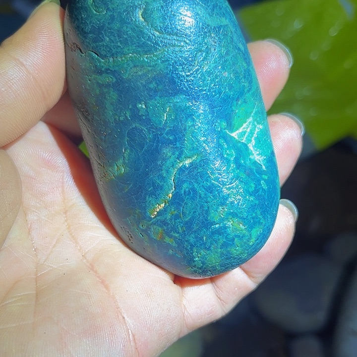 江西石点**金黄蜡石的设计