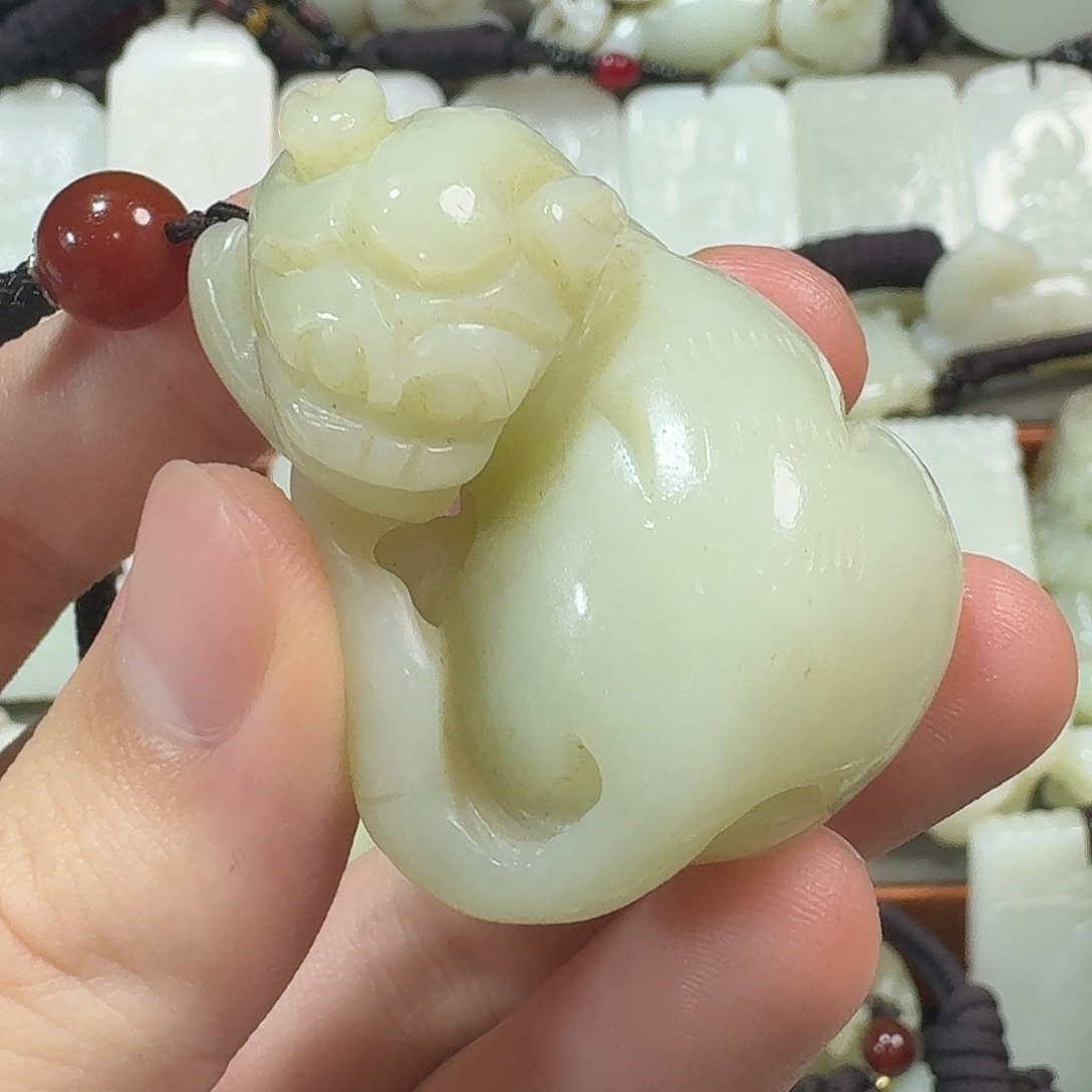和田玉未镶嵌摆件
