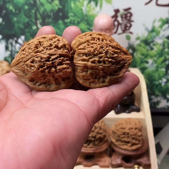 文玩核桃吊坠亼*砾凹底三角南疆