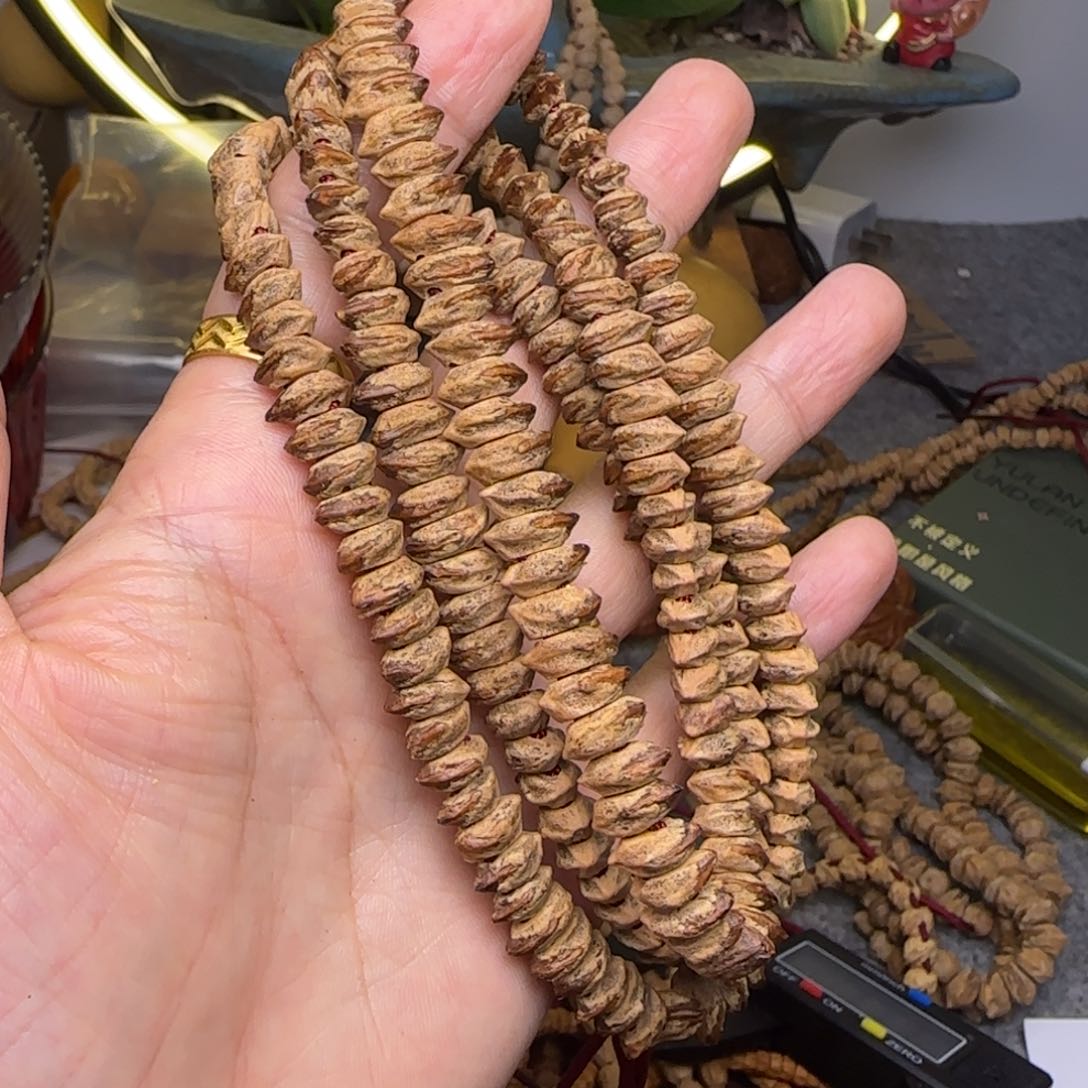 柏香籽/百香籽吊坠G****k