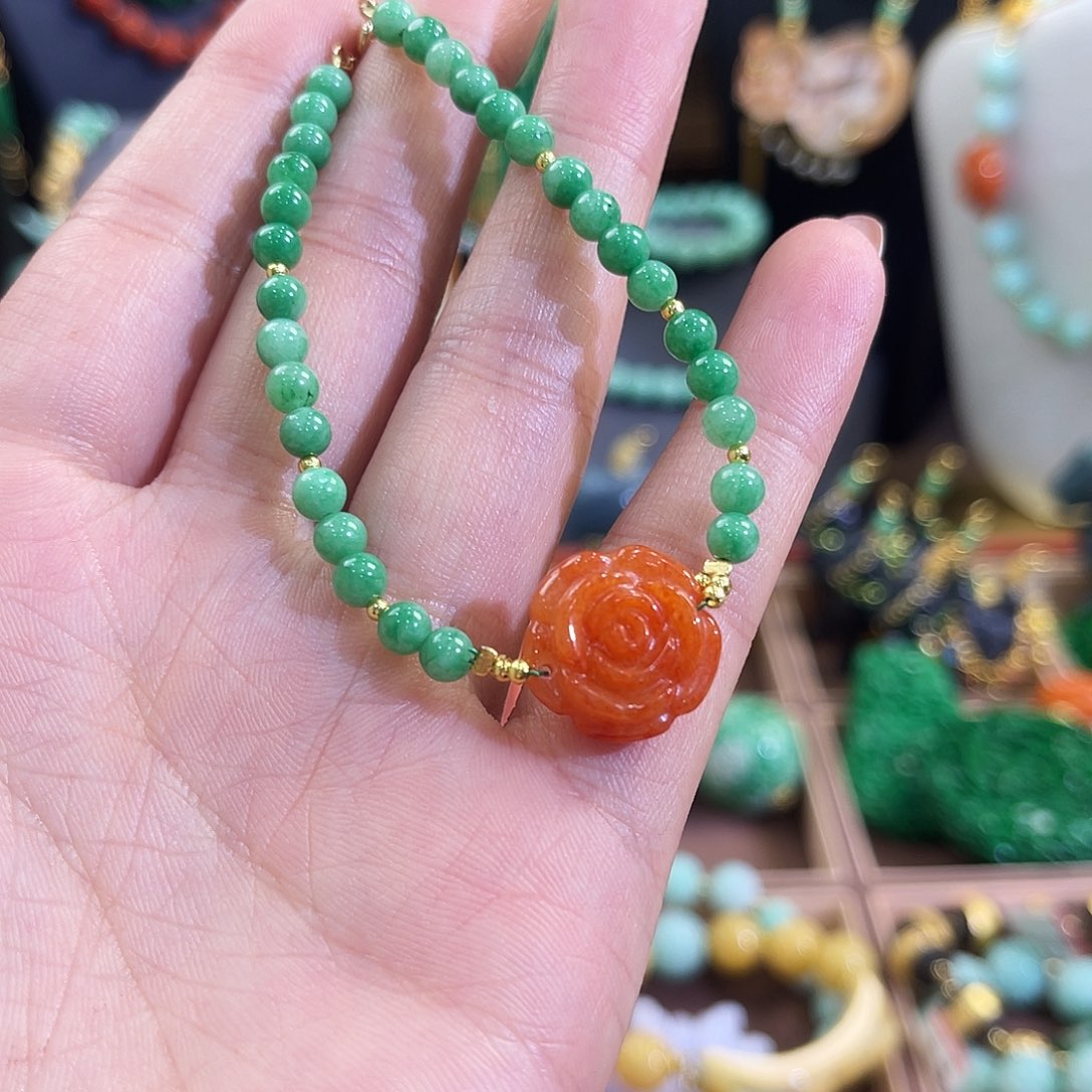 翡翠未镶嵌手链福利