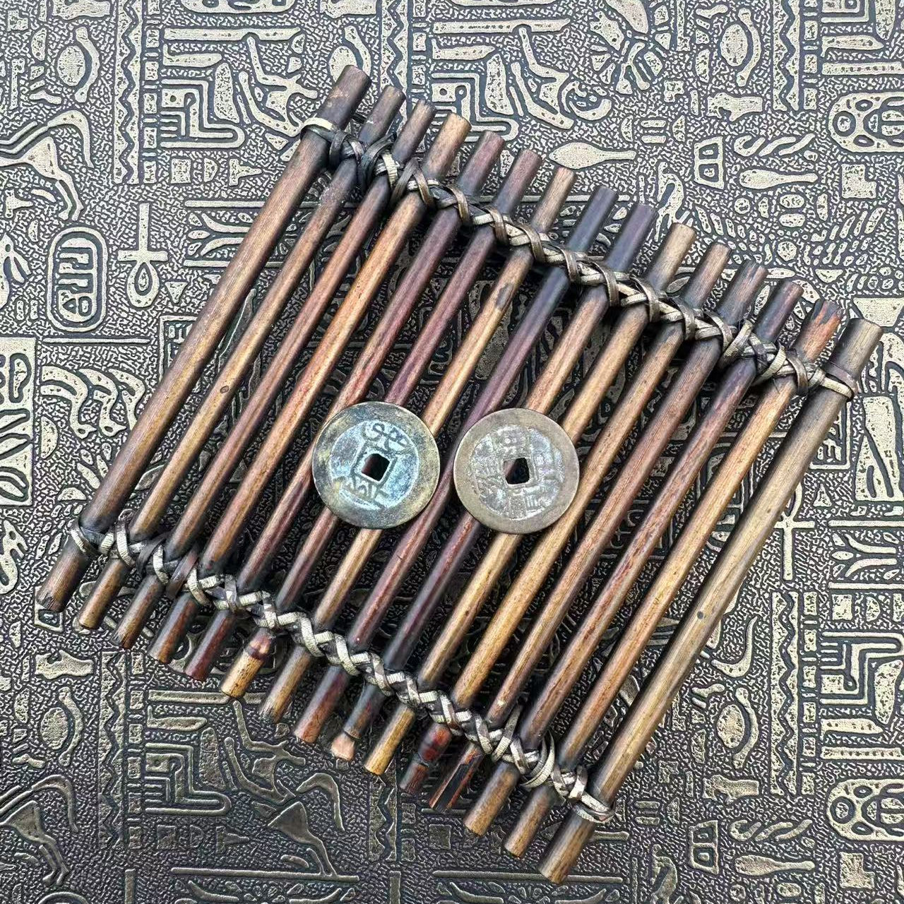 雍正通宝 五帝钱门对门