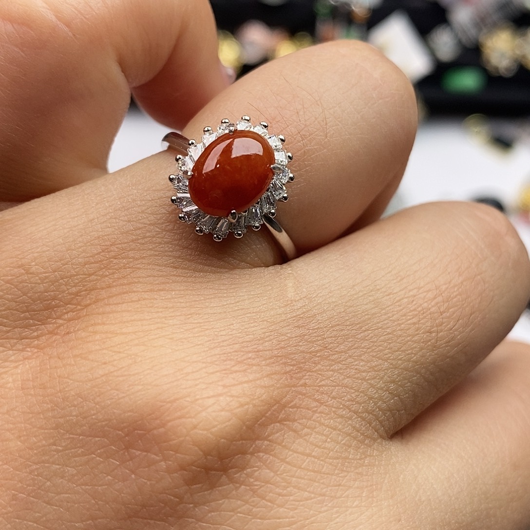 翡翠未镶嵌戒指翡翠