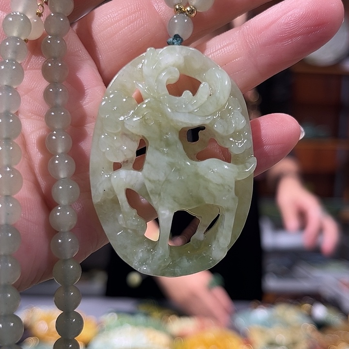 未镶嵌岫玉毛衣链