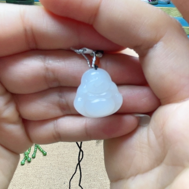 和田玉吊坠未镶嵌