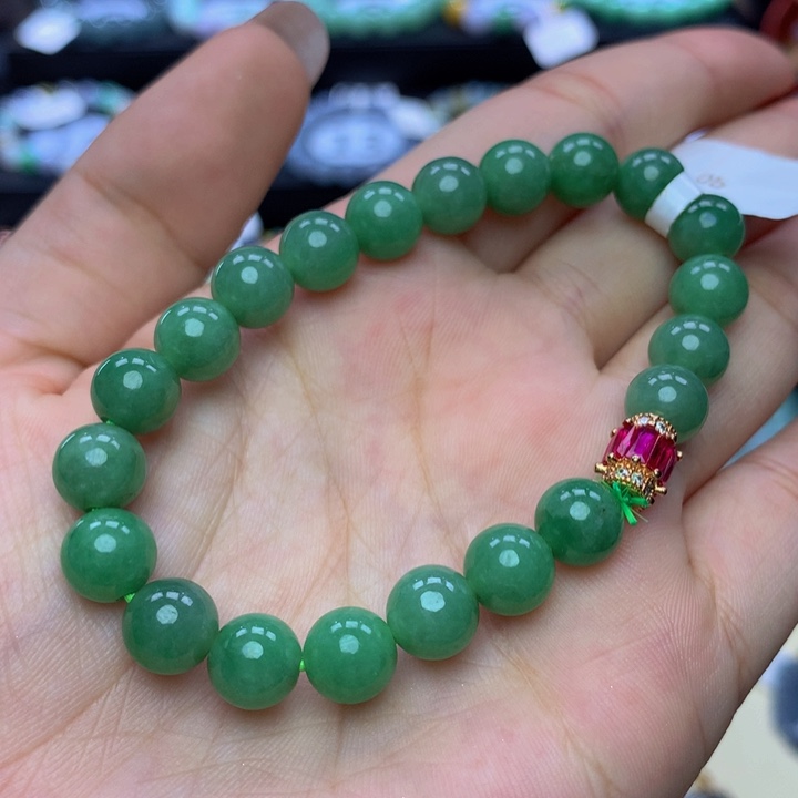 翡翠手链未镶嵌翡翠