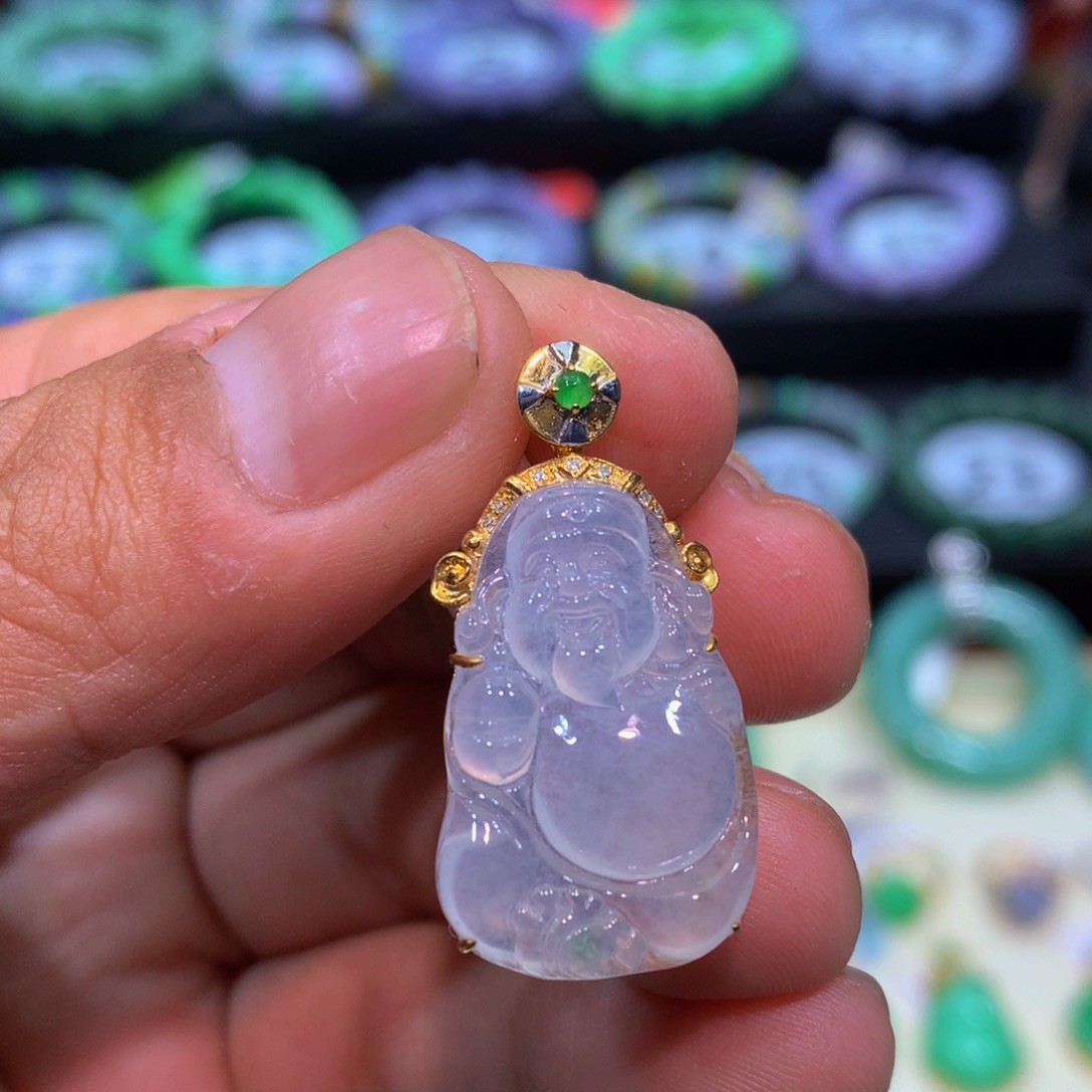 翡翠18K金镶嵌颈饰