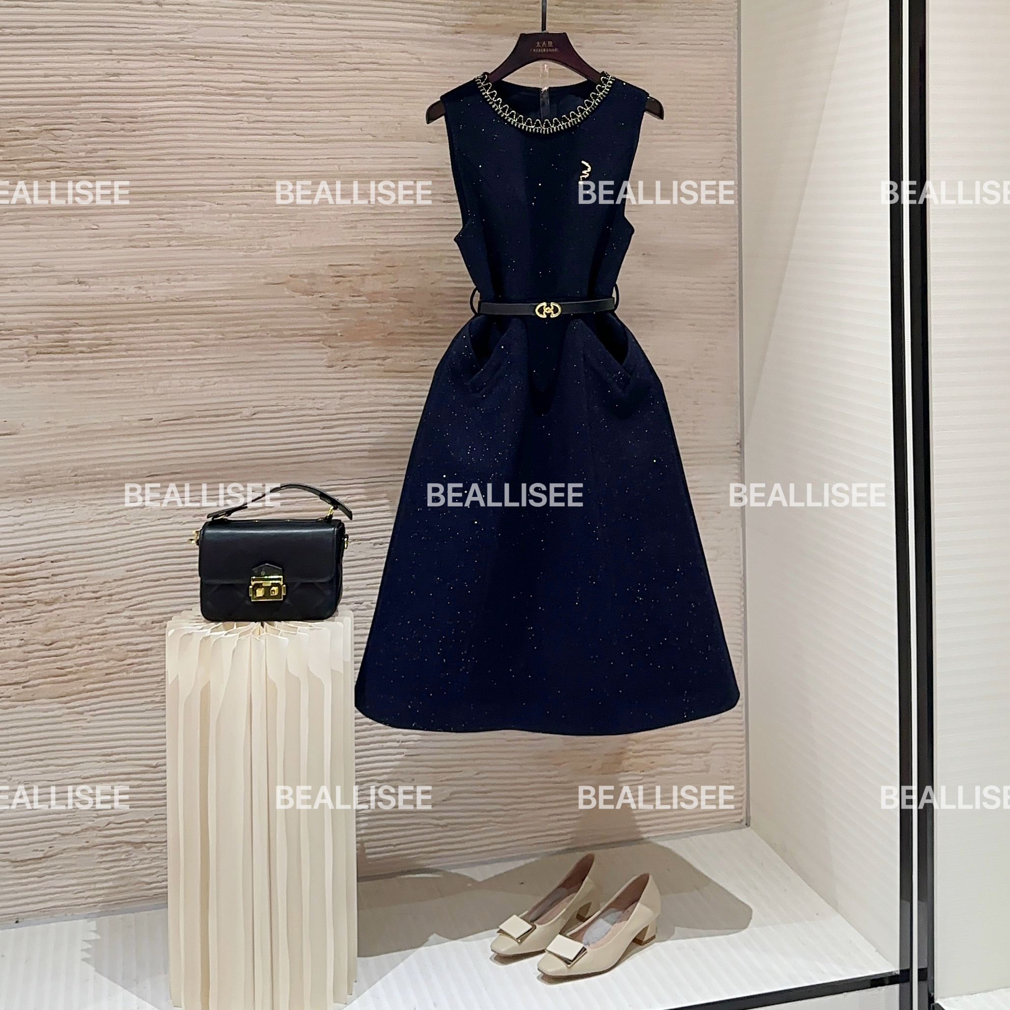 【宠粉价】秋冬新款无袖显瘦国风时尚宽松连衣裙W-A1776