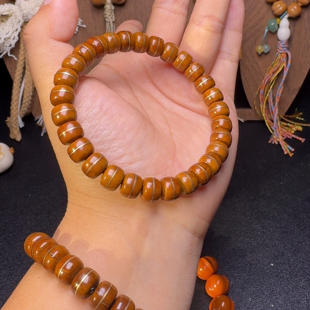 猴头核桃吊坠顶级紫金鼠