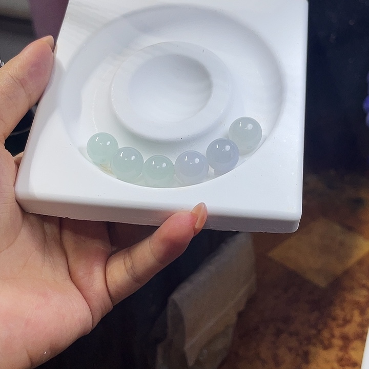 超***～定制翡翠未镶嵌边角料