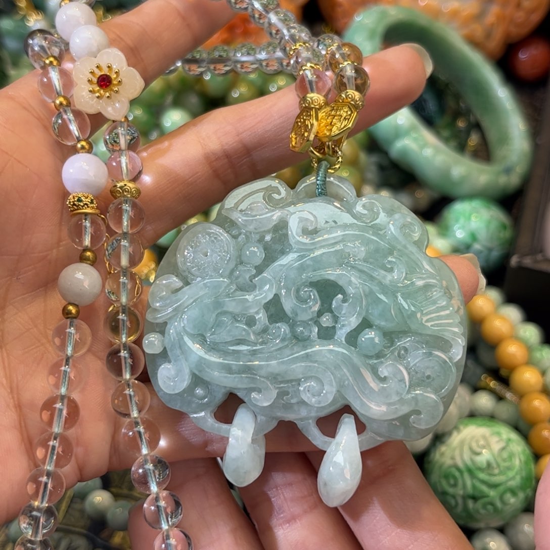 翡翠颈饰未镶嵌待编款