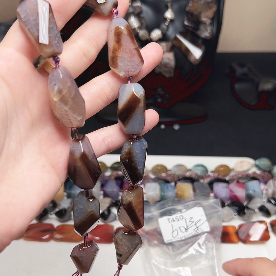 玛瑙/玉髓合金珠宝半成品c711 19m 焦糖龙鳞纹随行一条