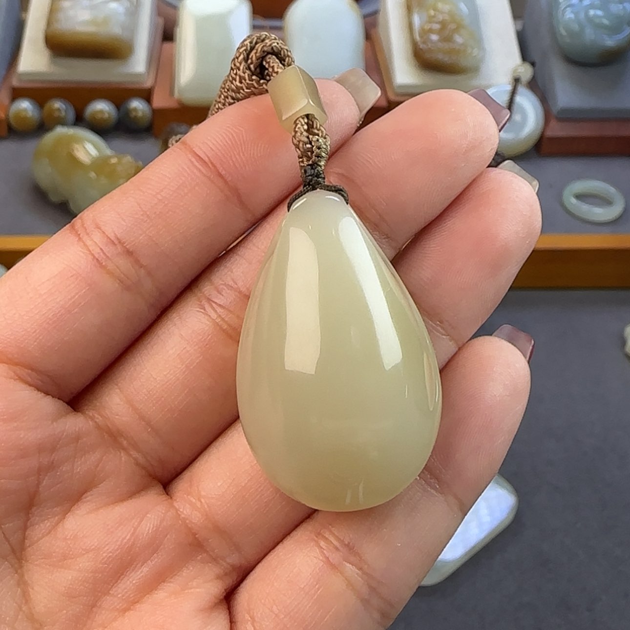 【闪购商品】和田玉颈饰未镶嵌教****学