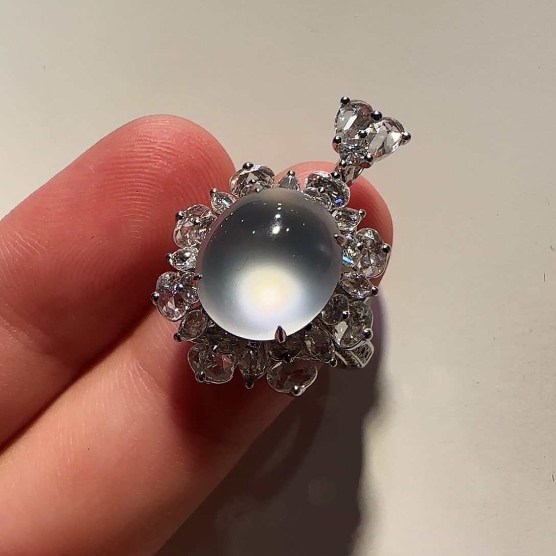 翡翠18K金镶嵌戒指戒指