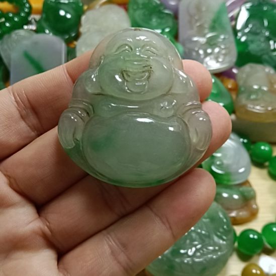 翡翠颈饰未镶嵌魅*我